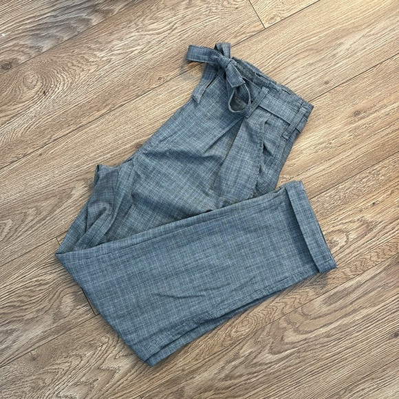 Grey plaid tie-up pants - Picture 2 of 2